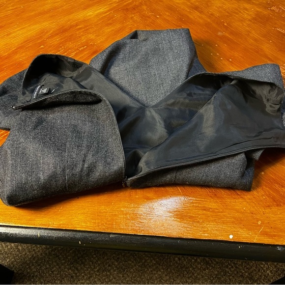 Banana Republic Charcoal Gray Wool Short Sleeve Career Sheath Dress Size 10 - Picture 3 of 14